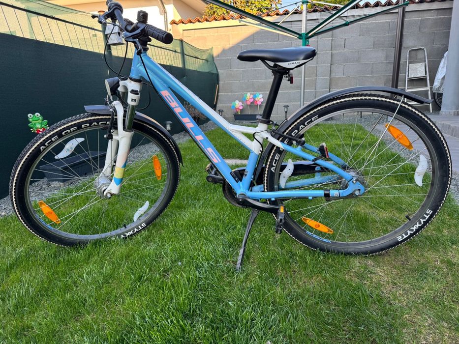 Vind bicicleta  marimea 32 Bulls Zarena