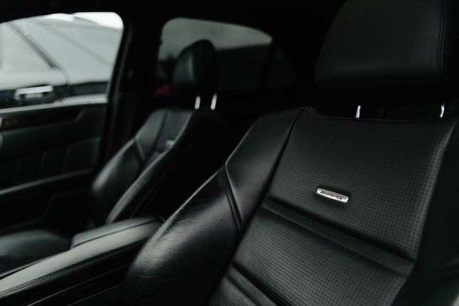 Mercedes-Benz E63 AMG 4MATIC – 2014 | 680 CP | Motor 50.000 km |