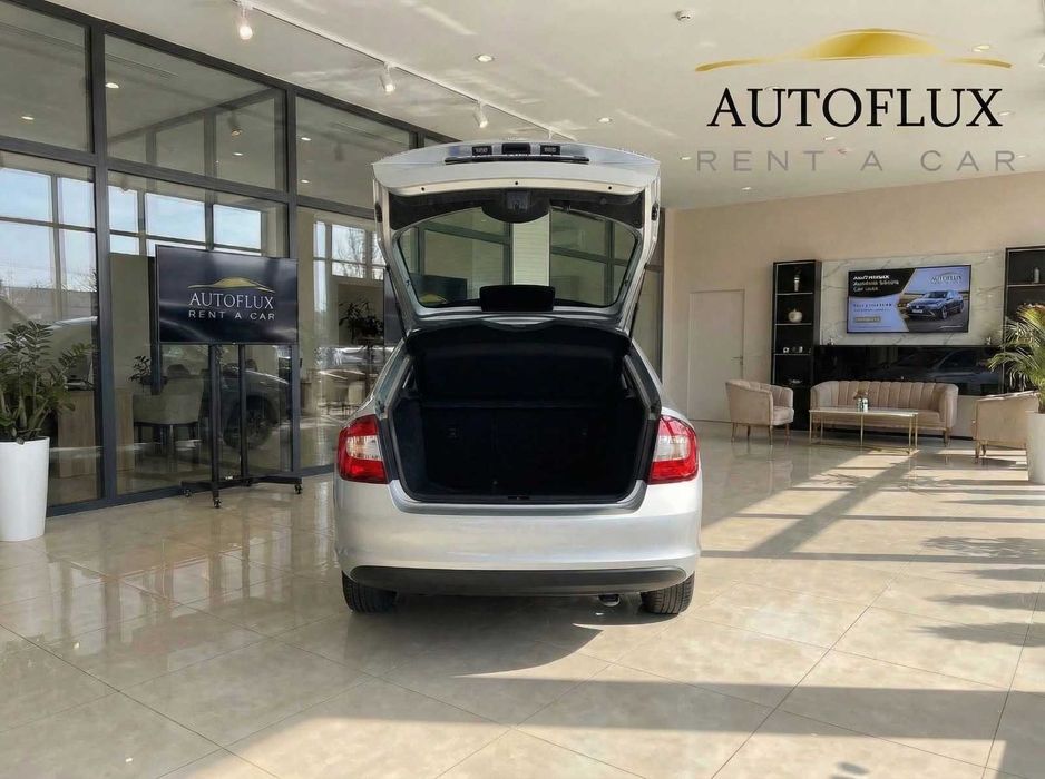 Inchirieri auto ieftine Bucuresti Skoda Rapid 2021