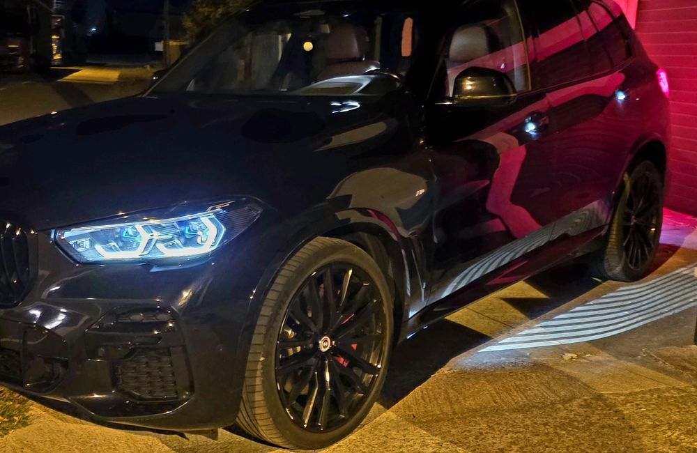 BMW X5 xDrive40d  Mild Hybrid - 07/2023
 - NEGRU CARBON - B&W DIAMOND - LASER