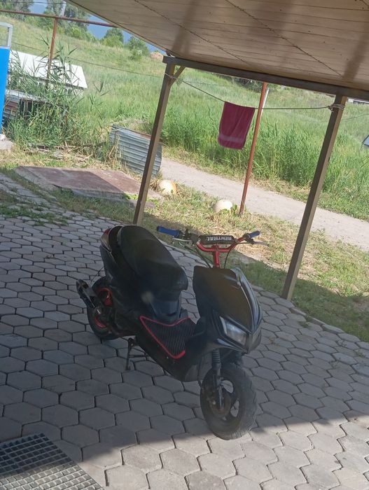 Продаю мопед м8, 150сс