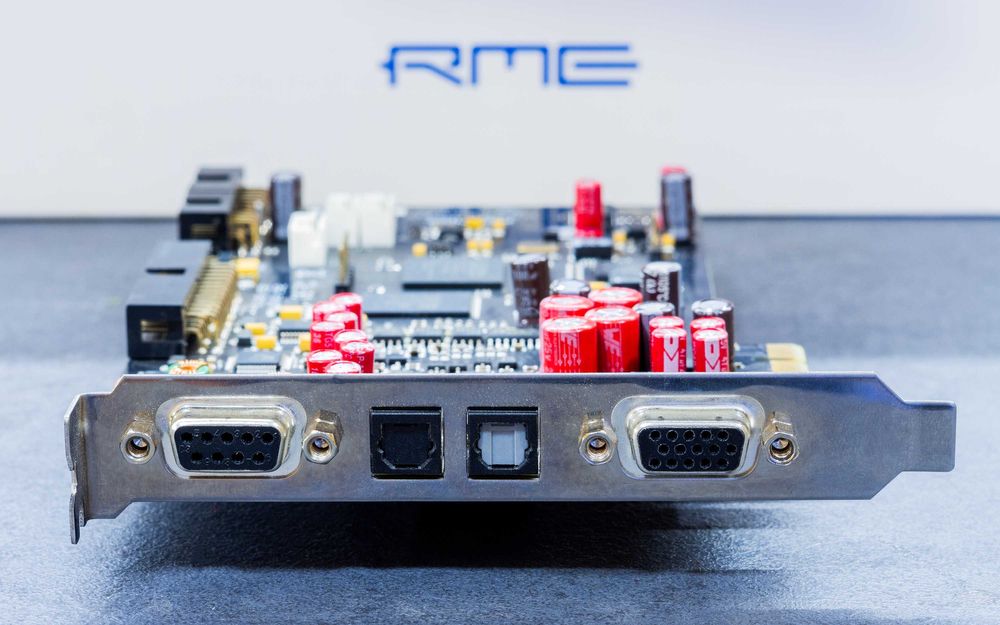 RME HDSPe AIO - професионална звукова карта / звуков контролер
