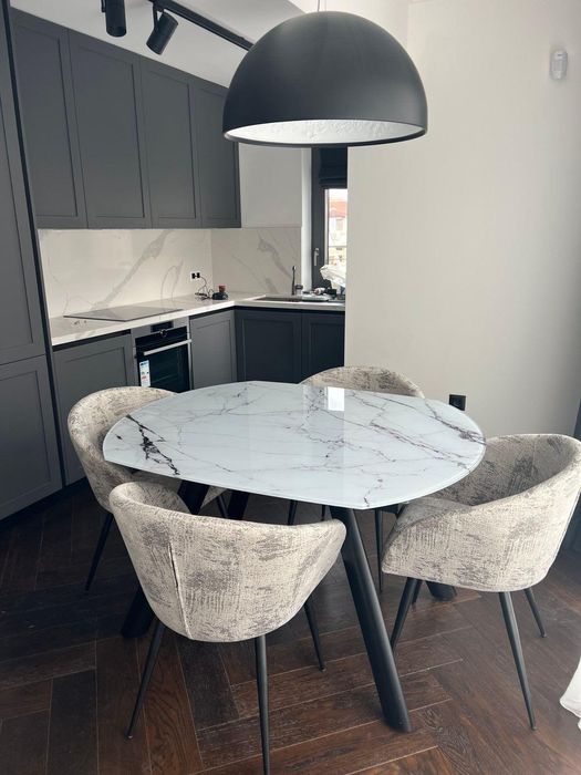 Дава се под наем Тристаен апартамент в Пловдив, Кършияка - 105 кв.м за 1050 € - Снимка #3