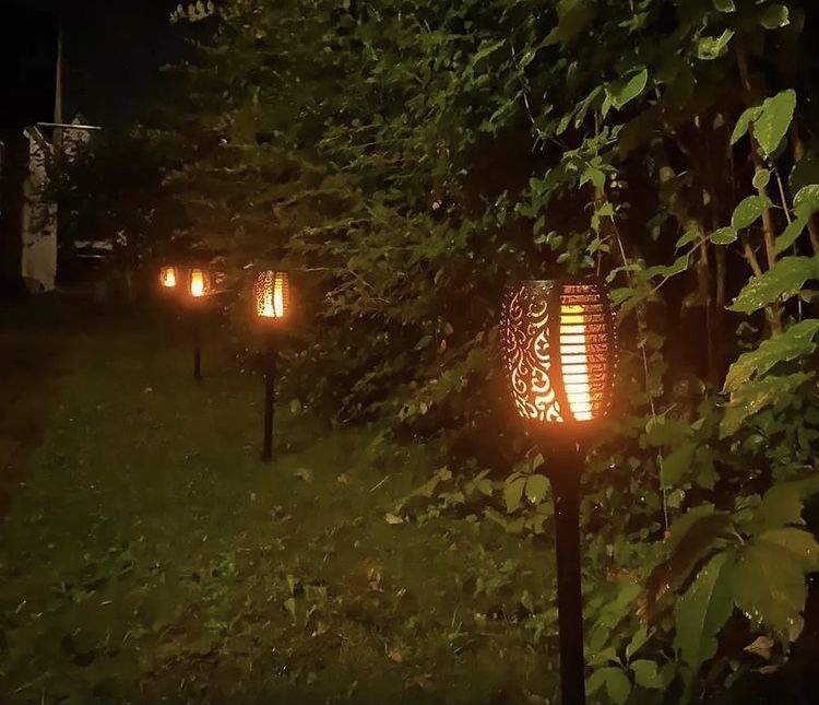 Садовое освещение факел