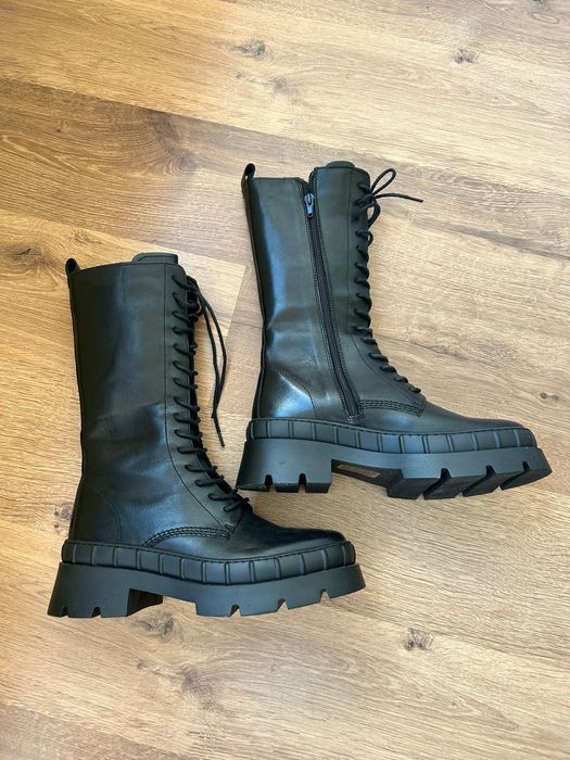 Ghete piele marime 38, noi