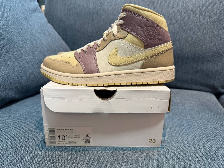 Air Jordan 1 mid
