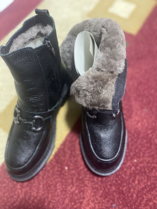 Новый кожаный обувь