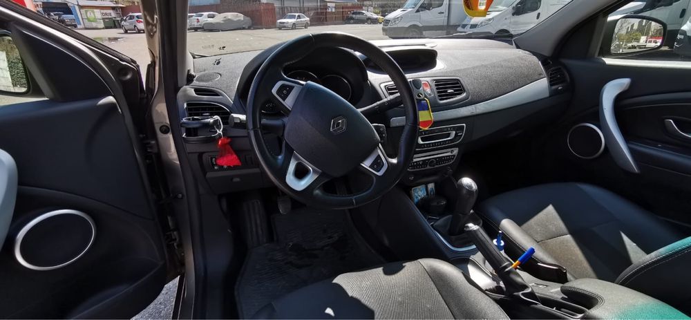 RENAULT Megane 2010 — imagine 2