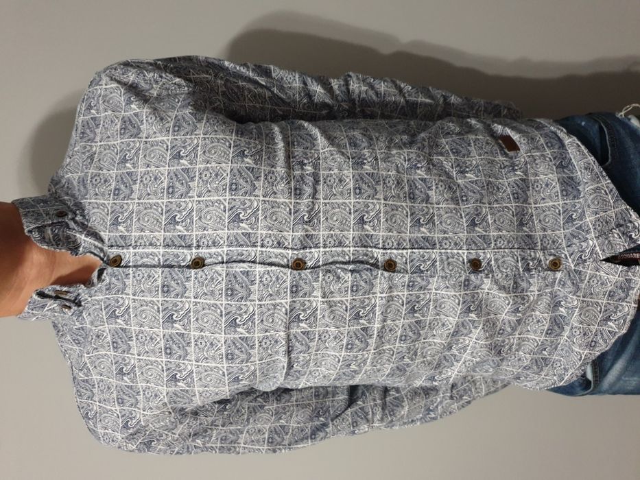 Продавам ризи Dsquared, Armani ,Zara