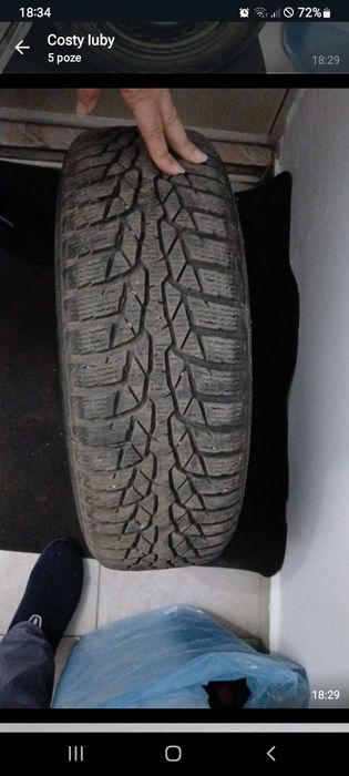 Vind rezerva noua si 2 cricurii la pret bucata 70 si rezerva 1000