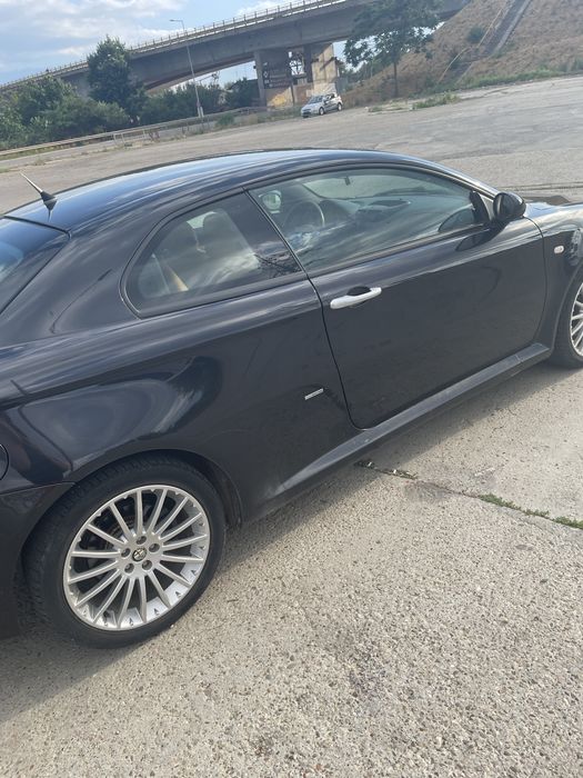 ALFA ROMEO GT 2007 — imagine 4