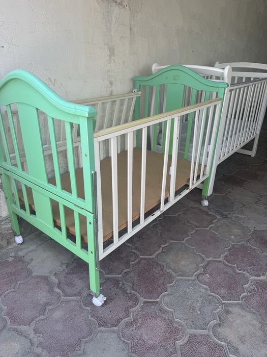 Манеж детский продам