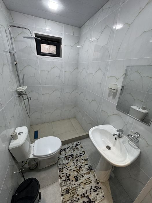 Oqtosh dacha, Октош дача, Quyoshga yaqin, Faqat oila qoʻyiladi.