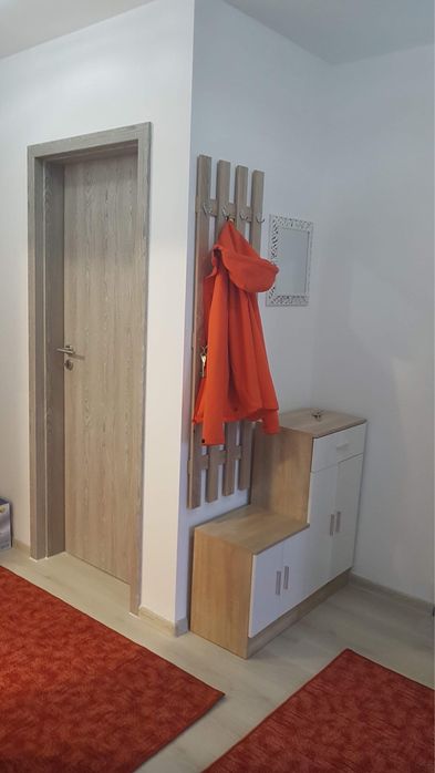 Inchiriez apartament doua camere