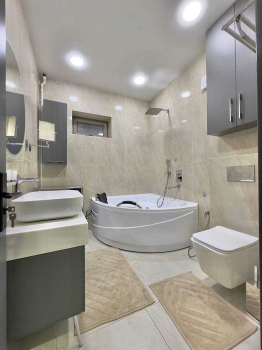 Продается 4х ком 77 Серия метро Новза