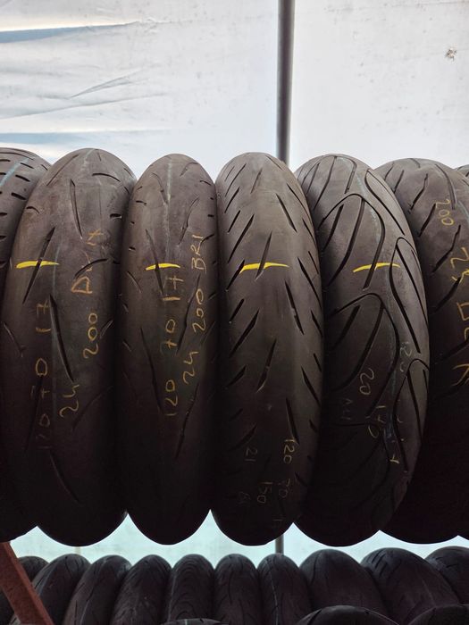 120 70 R17 Dunlop ,Metzeler