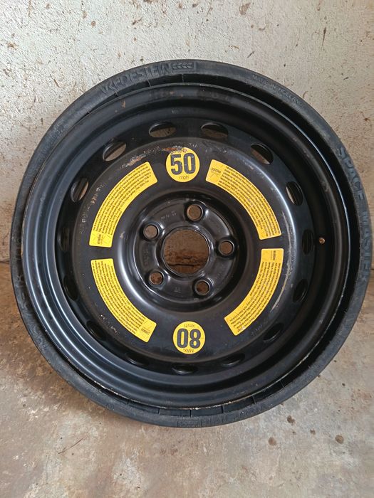 Резервна гума патерица