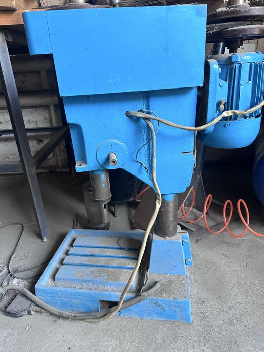 Станок сверильный