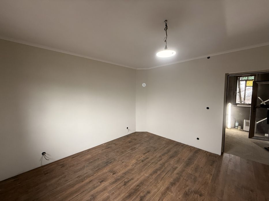 Lucrări de renovări interioare și exterioare – Rigips, Gresie, Faianță, Izolații