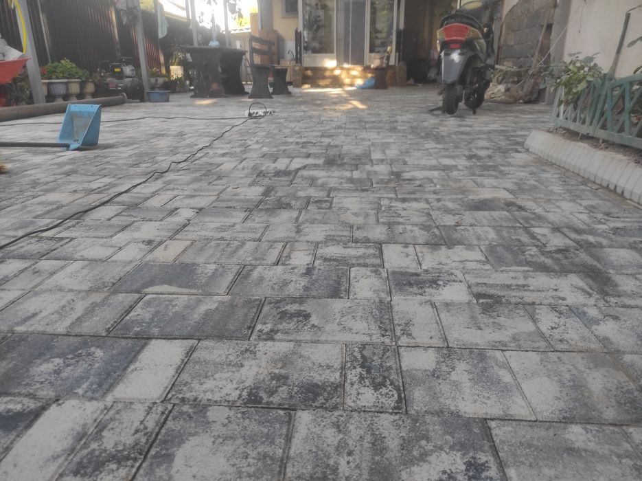 Укладка тротуарной плитки