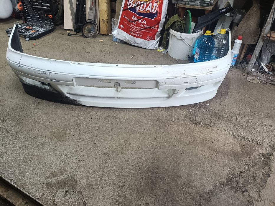 Бампер передний Ниссан примера п11
