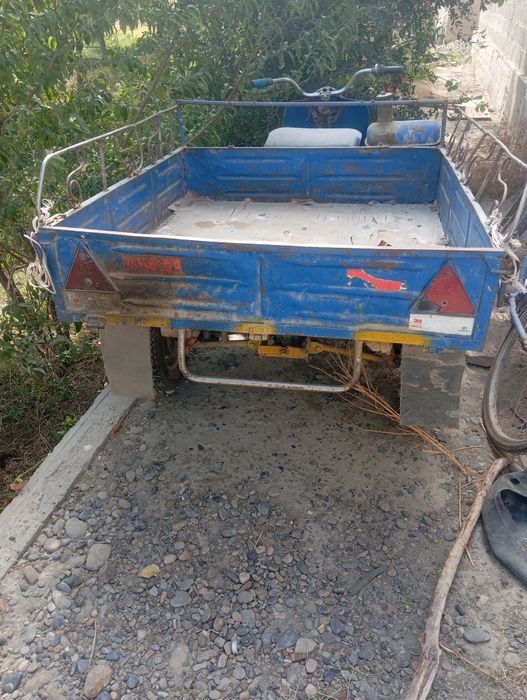 Muravey sotiladi matori zoʻr bir tepkida yonadi balonlari yahshi .