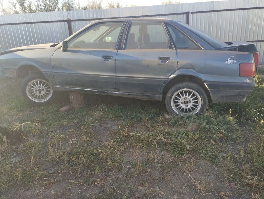 Ауди 80 б3 по запчастям