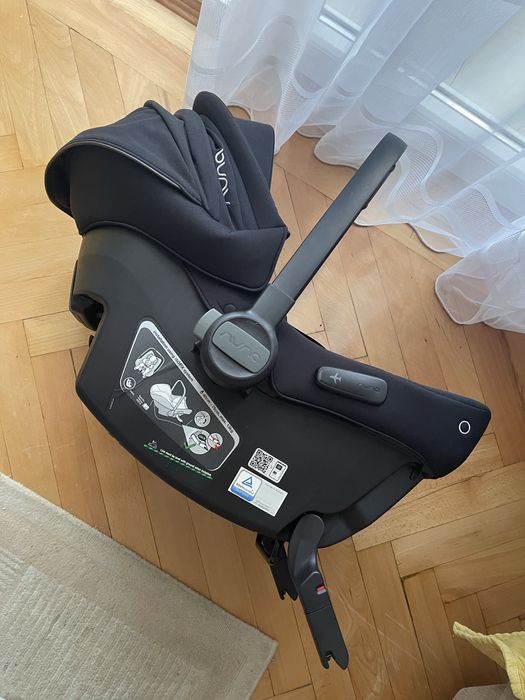 NUNA - Scoica auto cu ISOFIX integrat