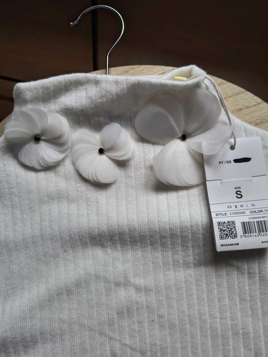 Bluza helanca cu guler alb