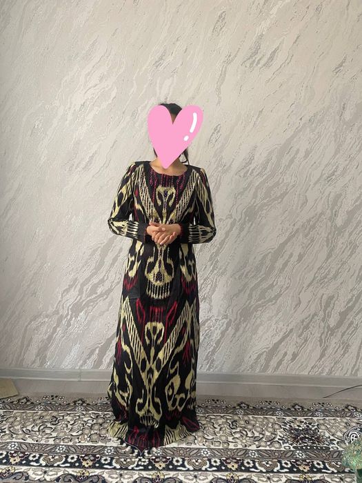 Платье вечернее  в хорошем состоянии