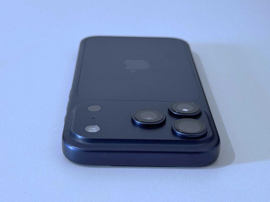 Бартер! Гаранция! iPhone 17 Pro Deep Blue (Син)