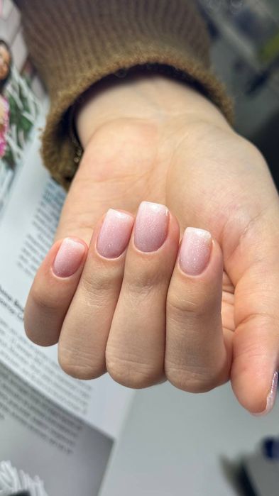 Маникюр / педикюр