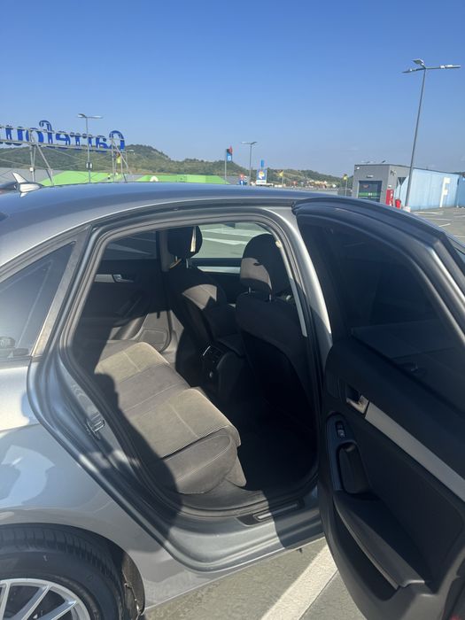 Vând AUDI A4 B8, 2.0 TDI