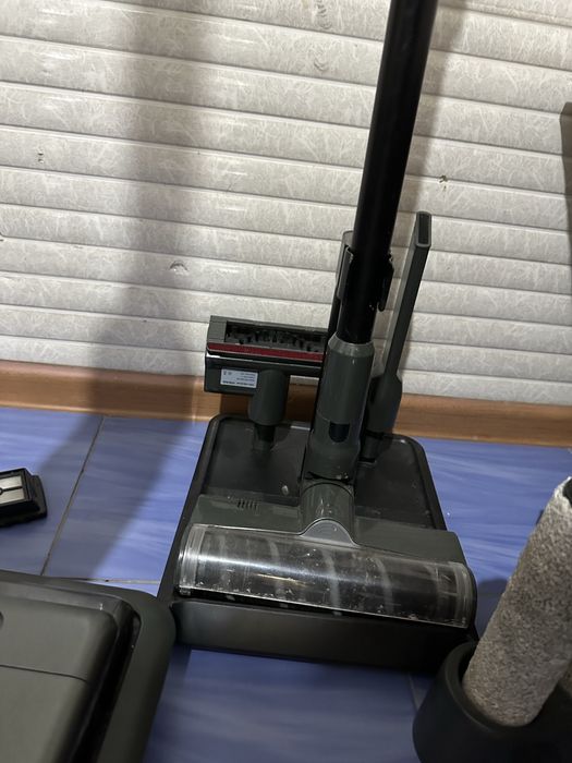 Пылесос Foura EFV-D09 серый