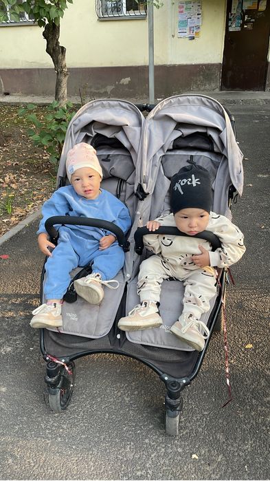 Коляска для двойни Valco Baby Duo