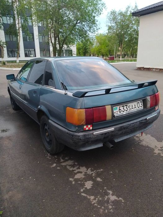 Продам Ауди 80 б3 1990года