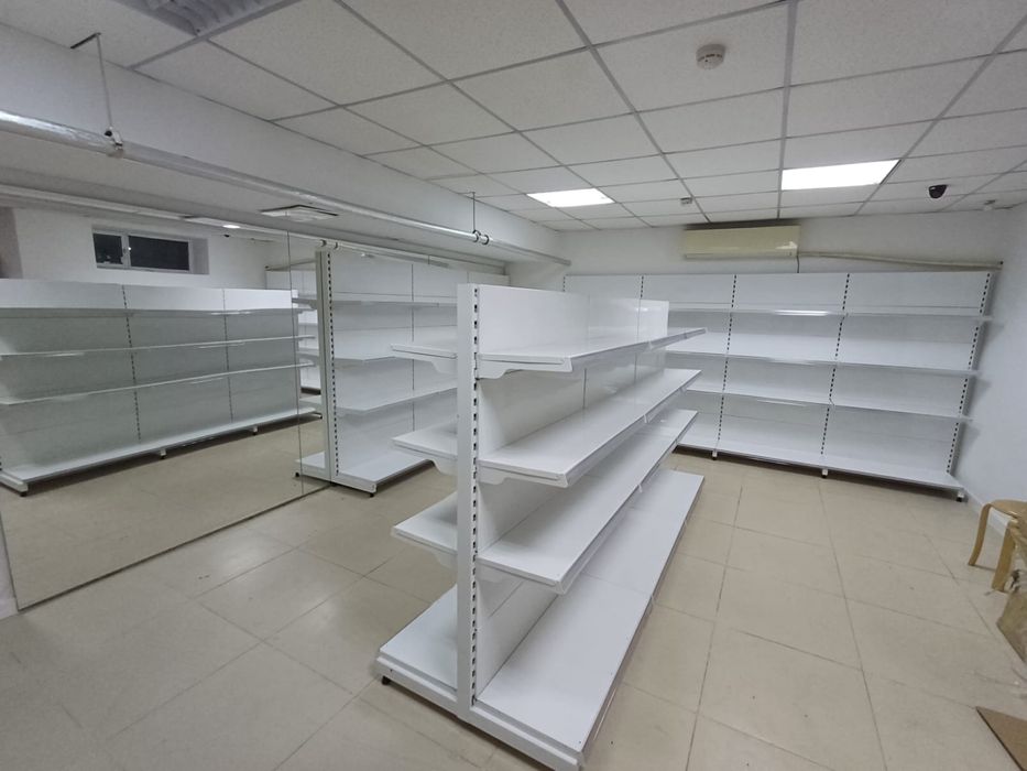 Полки для магазин прилавки витрины