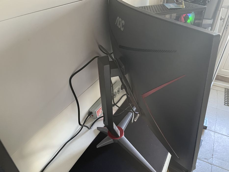 игровой AOC 27", 240Гц