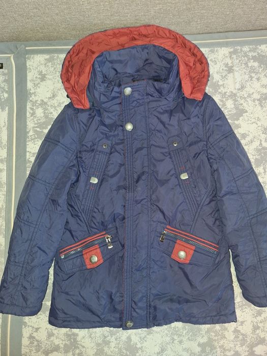 Куртка синяя с капюшоном , осень/весна,  б/у