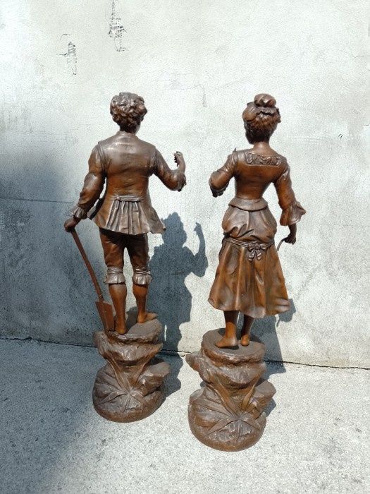 Sculpturi de dimensiuni mari din antimoniu