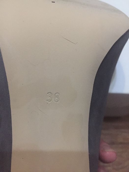 Классные туфли на каблуке