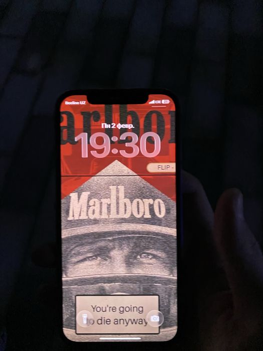 Айфон 12  телефон