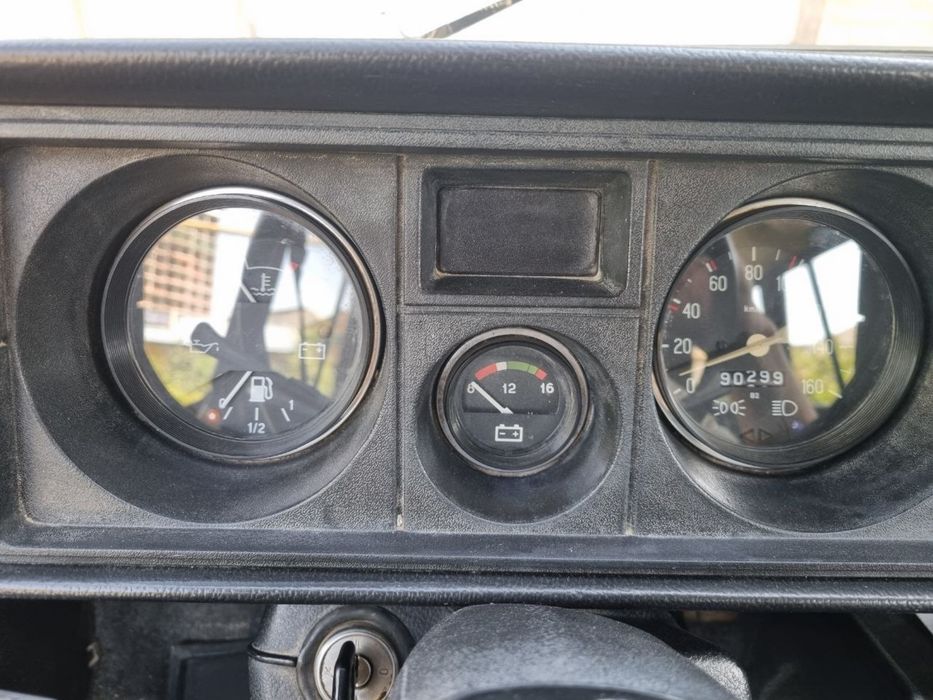 Jiguli VAZ 21 04 Avtomobili