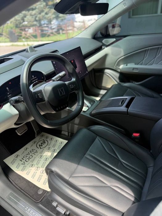 Zeekr 007 full 2 motor 2024