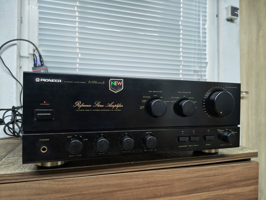 Усилвател PIONEER A-656 Mark II