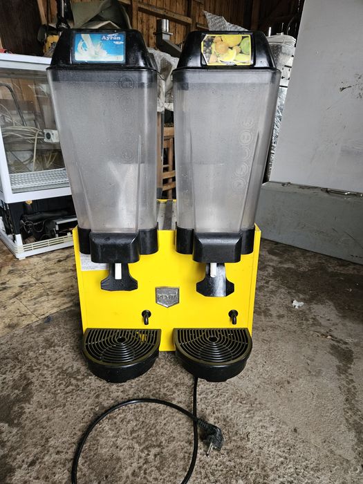 Сок машина за Сок и Айран тип бъркалка 2х20 литра Вани Цена 330 Евро