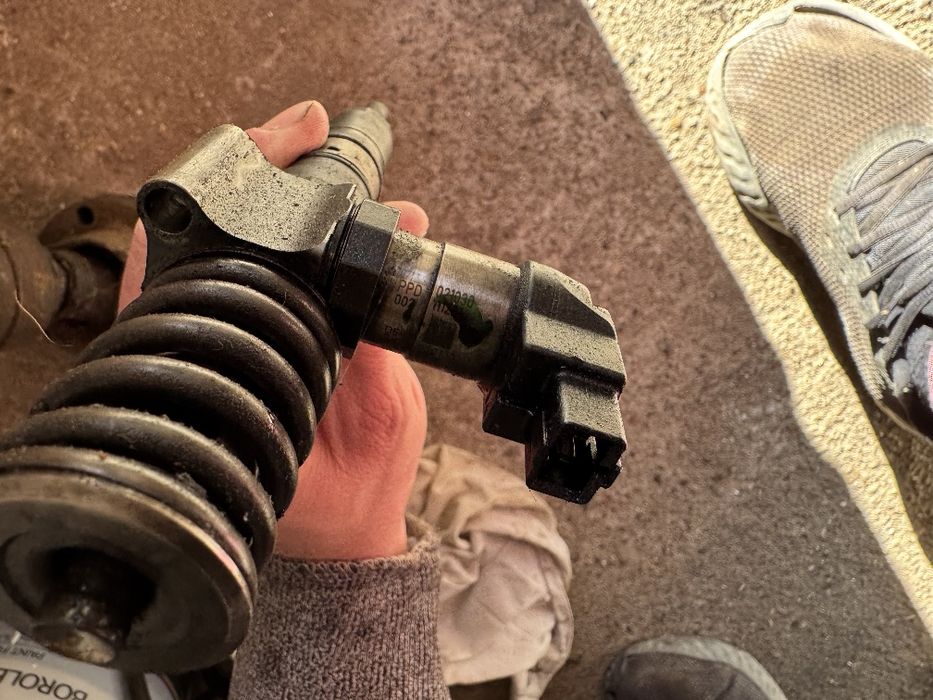 Продавам дюзи за ауди 2.0 170кс