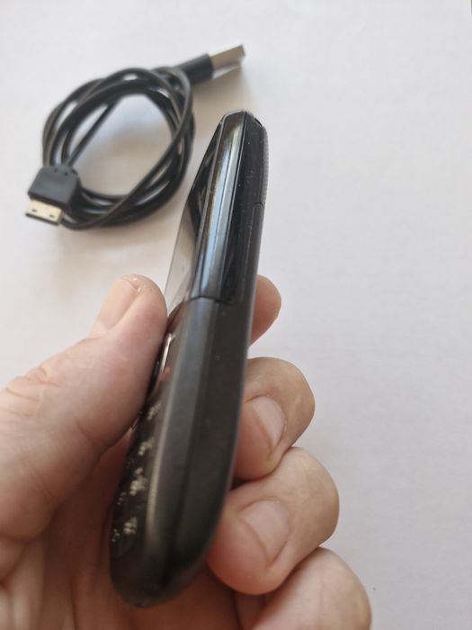 Продавам телефон Самсунг