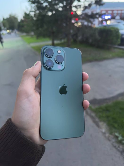 Продам IPhone 13 pro 256gb