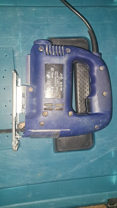 Лобзик электрический